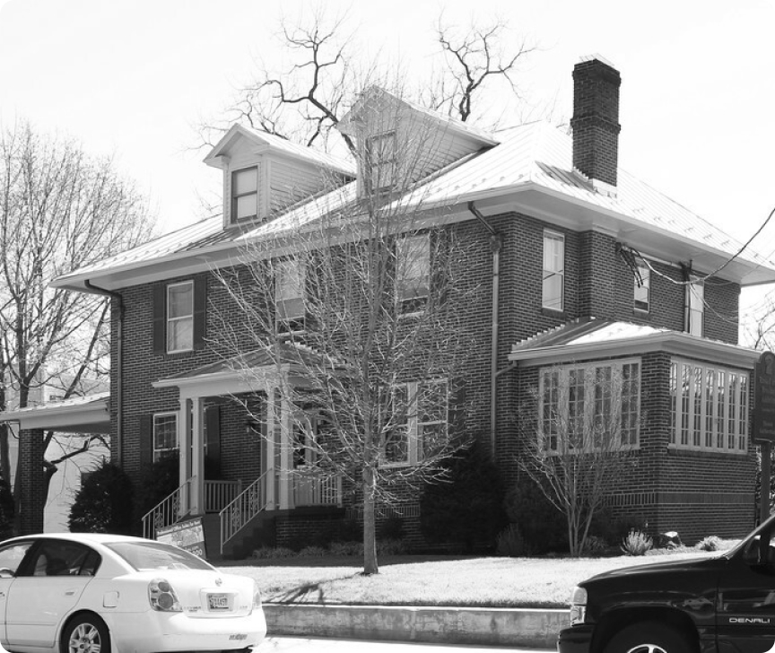 Contact-House